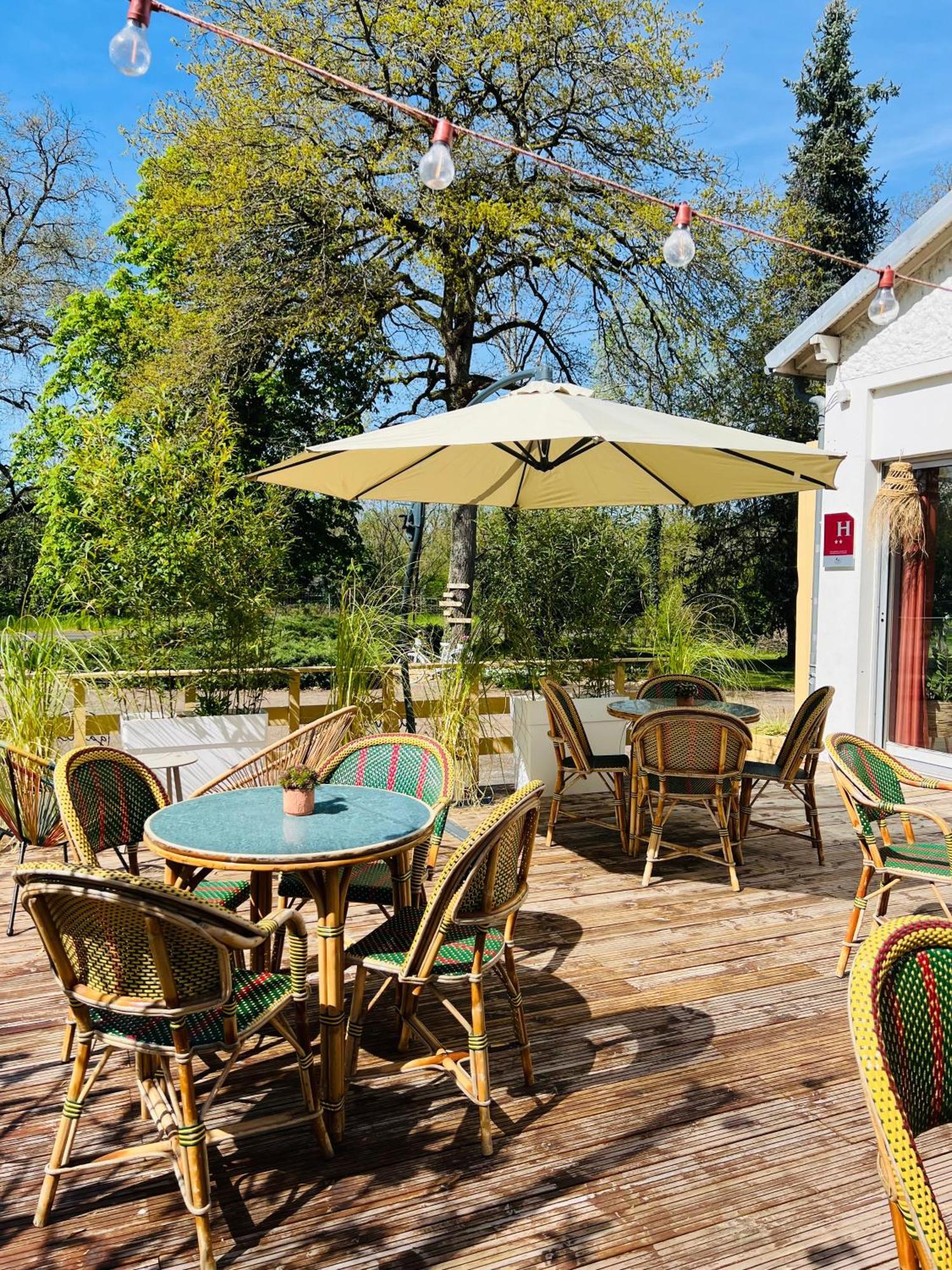 Motel Les Broussailles Mesves-sur-Loire Екстер'єр фото